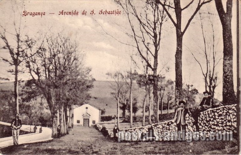 Bilhete postal de Bragança: Avenida de São Sebastião | Portugal em postais-antigos.com