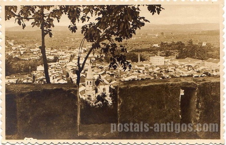 Bilhete postal ilustrado de Tomar, Vista do Castelo sobre a cidade​ | Portugal em postais antigos 