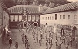 Bilhete postal ilustrado de Amarante: Exercício militar na Casa da Câmara | Portugal em postais antigos