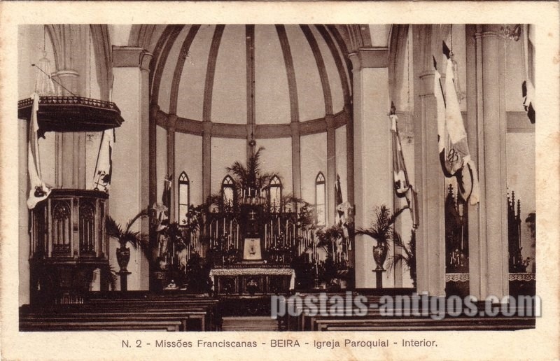 Bilhete postal ilustrado de Moçambique, Interior da Igreja Paroquial, Beira | Portugal em postais antigos 