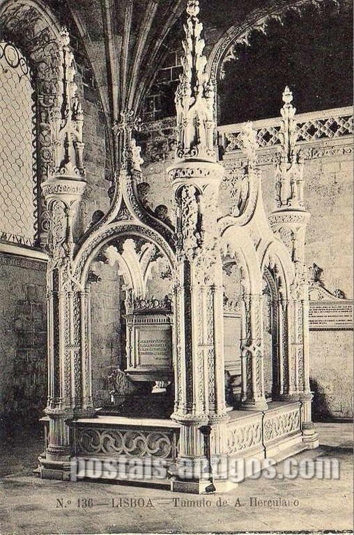 Bilhete postal de Lisboa, Portugal: Túmulo de Alexandre Herculano na Sala do Capítulo - Mosteiro dos Jerónimos.