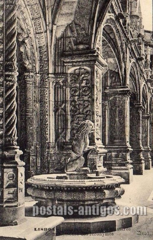 Bilhete postal de Lisboa, Portugal: Fonte do Claustro do Mosteiro dos ​Jerónimos.